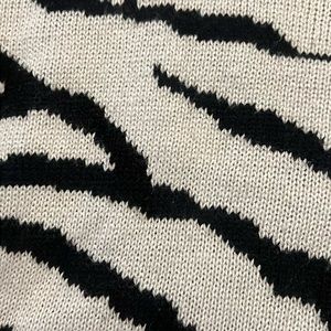 Zebra crop knit sweater